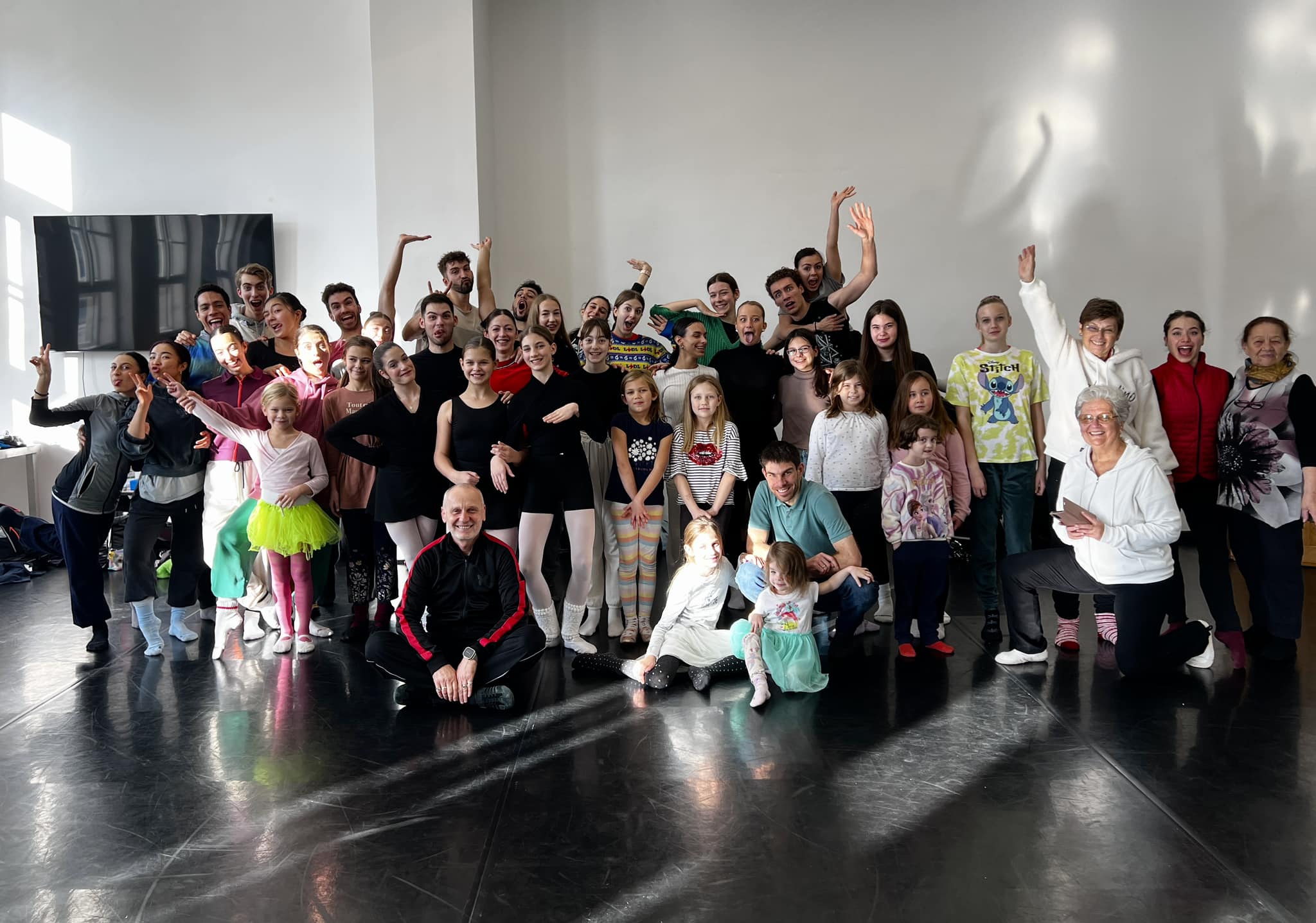 Betekintés a kulisszák mögé - Nyílt napot tartott a Székesfehérvári Balett Színház